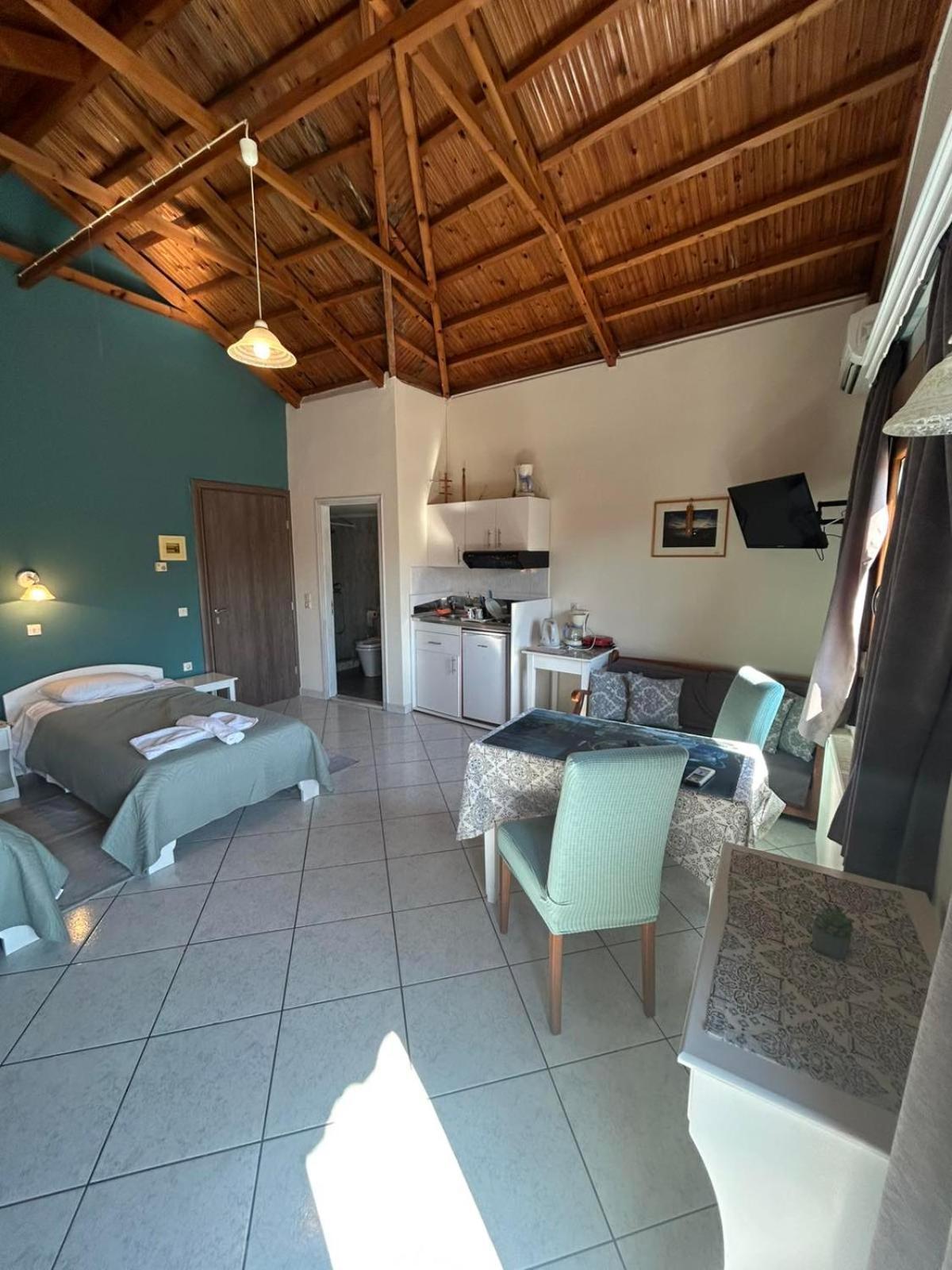 Roxani Studios-Apartments Pétra Kültér fotó